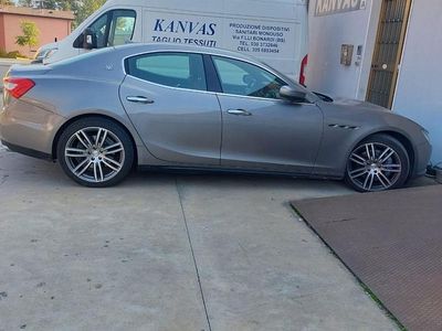 Begagnad Maserati Ghibli 275 HK (202 kW) 2017 Grå Sedan