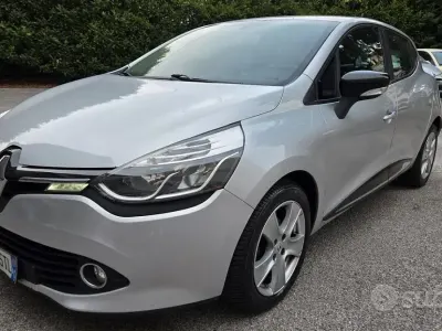 Usata Renault Clio IV 75 CV (55 kW) 2013 Grigio Berlina