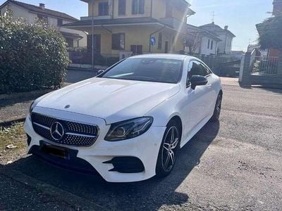 Usata Mercedes E220 AMG line 194 CV (142 kW) 2018 Coupé