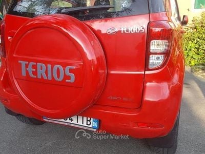 Usata Daihatsu Terios 105 CV (77 kW) 2007 SUV
