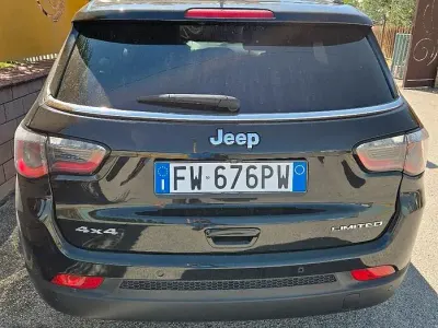 Usata Jeep Compass 140 CV (102 kW) 2019 Nero SUV