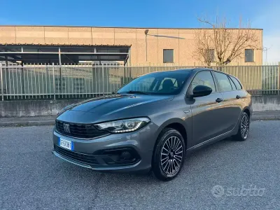 Usata Fiat Tipo Business 131 CV (96 kW) 2021 Grigio Station wagon