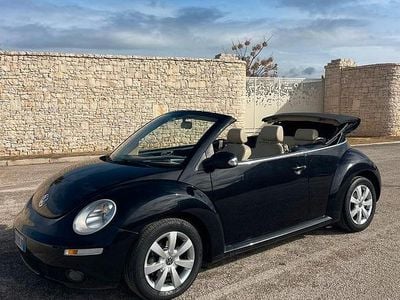 Usata VW New Beetle 102 CV (75 kW) 2006 Nero Utilitaria