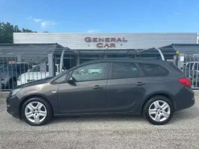 Usata Opel Astra Business 110 CV (80 kW) 2016 Grigio Station wagon