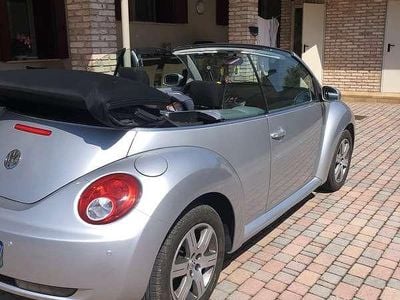 Usata VW New Beetle 105 CV (77 kW) 2010 Utilitaria