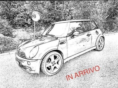 Usata Mini ONE 90 CV (66 kW) 2004 Grigio Utilitaria