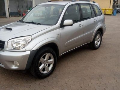 usata Toyota RAV4 -