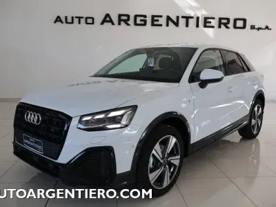 Ny Audi Q2 Ambiente 150 HK (110 kW) 2025 Silver SUV
