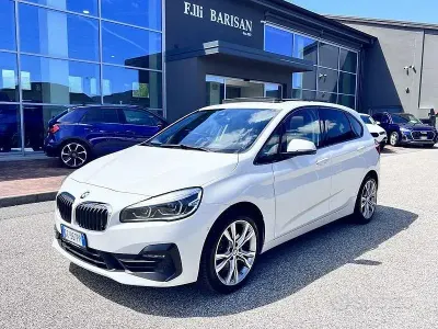 Usata BMW 218 Active Tourer 150 CV (110 kW) 2020 Bianco Monovolume