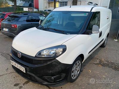 Usata Fiat Doblò Easy 120 CV (88 kW) 2019 Bianco Monovolume