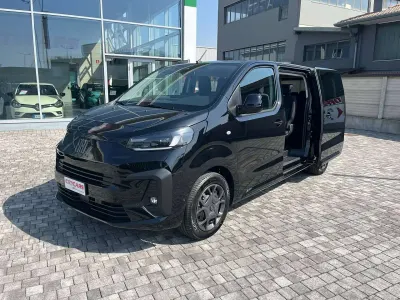 Usata Fiat E-Ulysse 130 kW (177 CV) 2025 Nero Monovolume