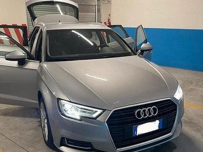 Usata Audi A3 Admired 150 CV (110 kW) 2019 Grigio Berlina