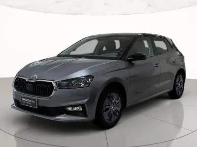 Usata Skoda Fabia Selection 95 CV (69 kW) 2025 Grigio graphite metallizzato nero tulipano perlato Utilitaria