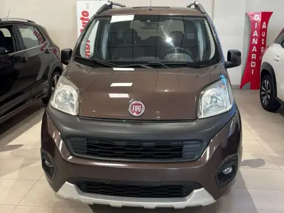 Usata Fiat Qubo Dynamic 95 CV (69 kW) 2016 Marrone Monovolume