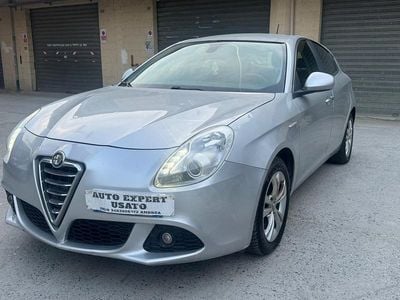 Usata Alfa Romeo Giulietta Exclusive 105 CV (77 kW) 2013 Argento Utilitaria