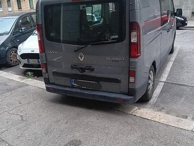 Usata Renault Trafic 2016 Grigio Monovolume