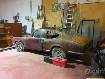 Occasion Fiat Dino 1960 Rouge Berline