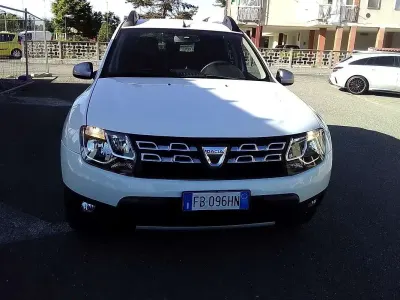 Usata Dacia Duster Lauréate 109 CV (80 kW) 2015 SUV