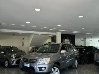 Usata Kia Sportage Active 137 CV (100 kW) 2009 Grigio SUV