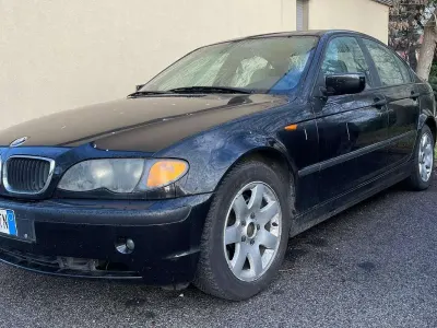 Usata BMW 320 Efficient Dynamics 150 CV (110 kW) 2002 Nero Berlina