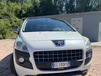 Usata Peugeot 3008 Allure 150 CV (110 kW) 2011 Station wagon