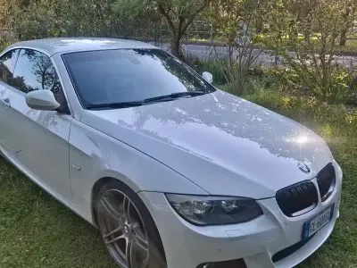 Usata BMW 320 Cabriolet 184 CV (135 kW) 2010 Bianco Cabrio