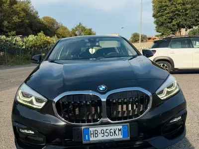 Usata BMW 118 150 CV (110 kW) 2022 Nero Berlina
