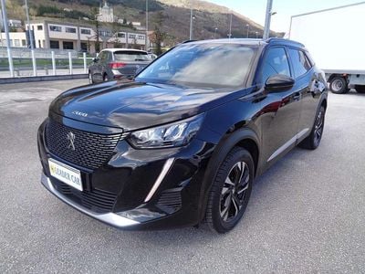 Usado Peugeot 2008 Allure 131 HP (96 kW) 2021 Preto SUV