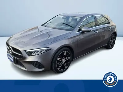 Usata Mercedes A180 Advanced Plus 116 CV (85 kW) 2024 Grigio metallizzato Berlina