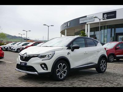Usata Renault Captur Intens 116 CV (85 kW) 2020 Bianco SUV