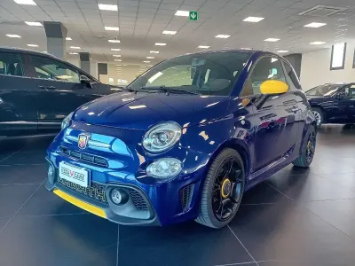 Usata Abarth 595 Pista 160 CV (117 kW) 2018 Blu Utilitaria