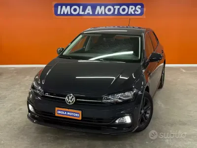 Usata VW Polo R-line 95 CV (69 kW) 2020 Grigio Utilitaria