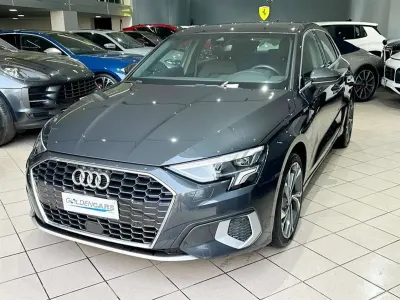 Usata Audi A3 Ambiente 116 CV (85 kW) 2023 Grigio Berlina
