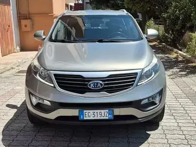 Usata Kia Sportage 116 CV (85 kW) 2011 Marrone SUV