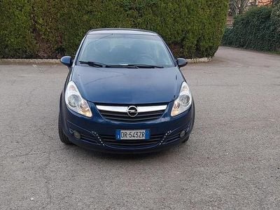 Usata Opel Corsa 90 CV (66 kW) 2009 Blu Utilitaria