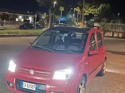 Usata Fiat Panda 60 CV (44 kW) 2005 Rosso Utilitaria