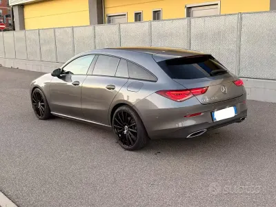 Usata Mercedes CLA200 2022 Grigio Coupé