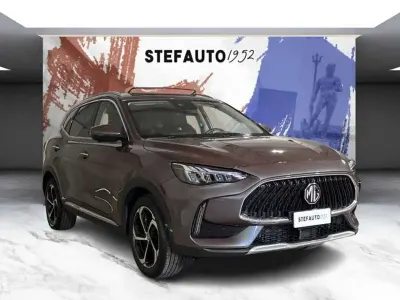 Usata MG HS Luxury 162 CV (119 kW) 2024 Argento SUV