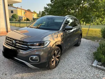Usata VW T-Cross Advance 110 CV (80 kW) 2021 Grigio SUV