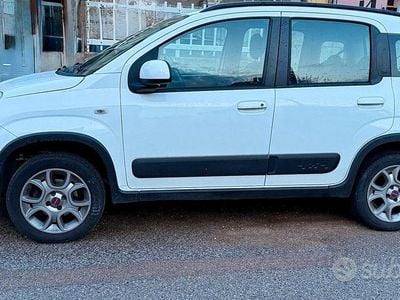 Usado Fiat Panda 4x4 85 CV (62 kW) 2013 Blanco Utilitario