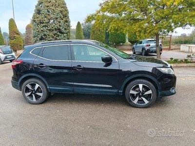 Usata 2017 Nissan Qashqai SUV | 12.000 € (Buon prezzo)