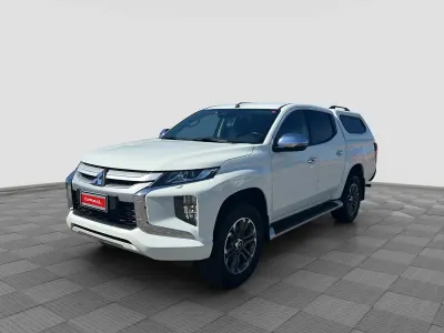 Usata Mitsubishi L200 150 CV (110 kW) 2021 Bianco Pick-up