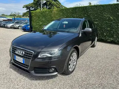 Usata Audi A4 Advanced 120 CV (88 kW) 2011 Nero Station wagon
