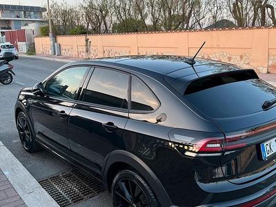 Usata VW Taigo R-line 150 CV (110 kW) 2022 Nero SUV