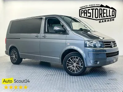 Usata VW Multivan 140 CV (102 kW) 2011 Grigio antracite met Monovolume