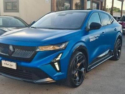 Usata Renault Rafale 149 CV (109 kW) 2024 Blu SUV