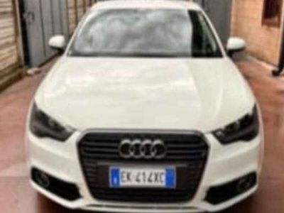 usata Audi A1 1.6 tdi Ambition 90cv