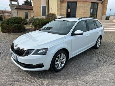 Usata Skoda Octavia 110 CV (80 kW) 2017 Bianco Station wagon