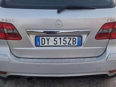 Usata Mercedes B200 140 CV (102 kW) 2009 Argento Monovolume