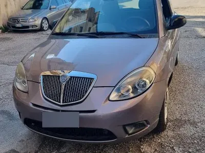 Usata Lancia Ypsilon 69 CV (50 kW) 2011 Utilitaria